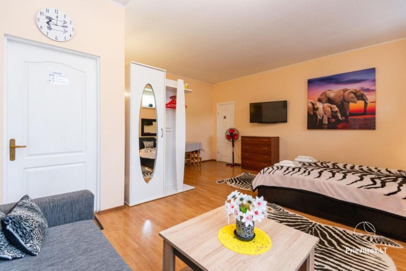 Apartamentai Pas Regina พาลังกา ภายนอก รูปภาพ